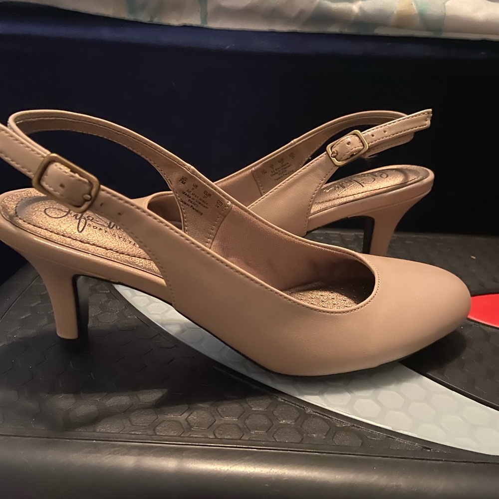 Life stride shoes